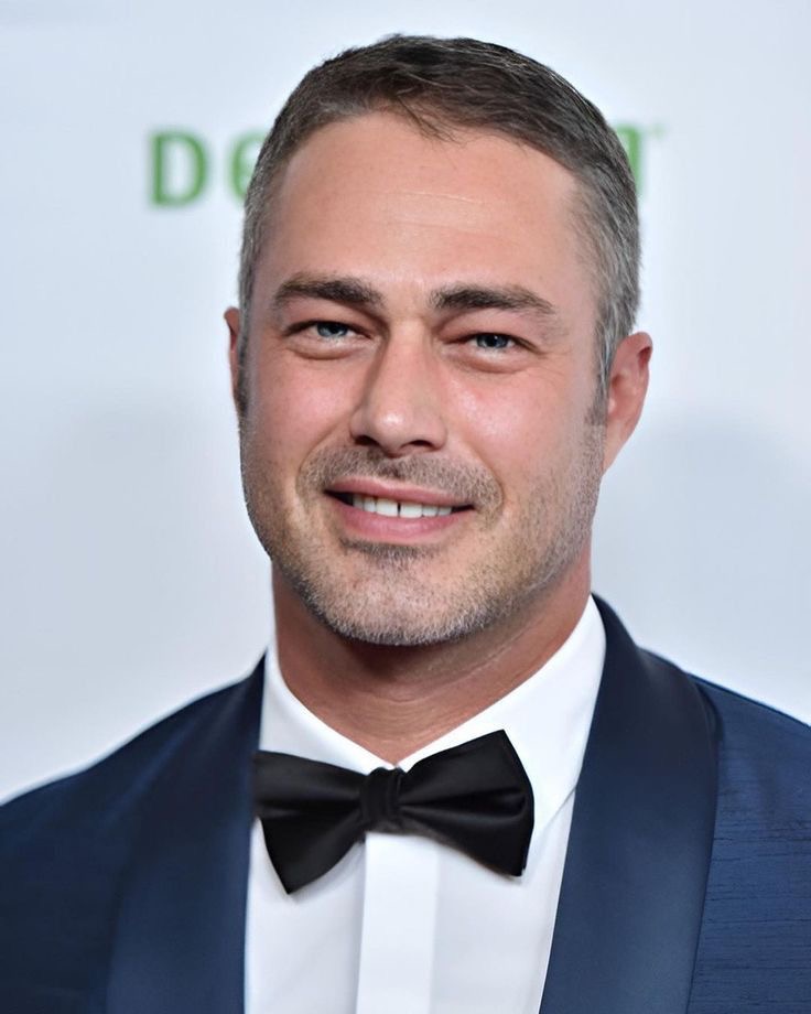 Taylor Kinney